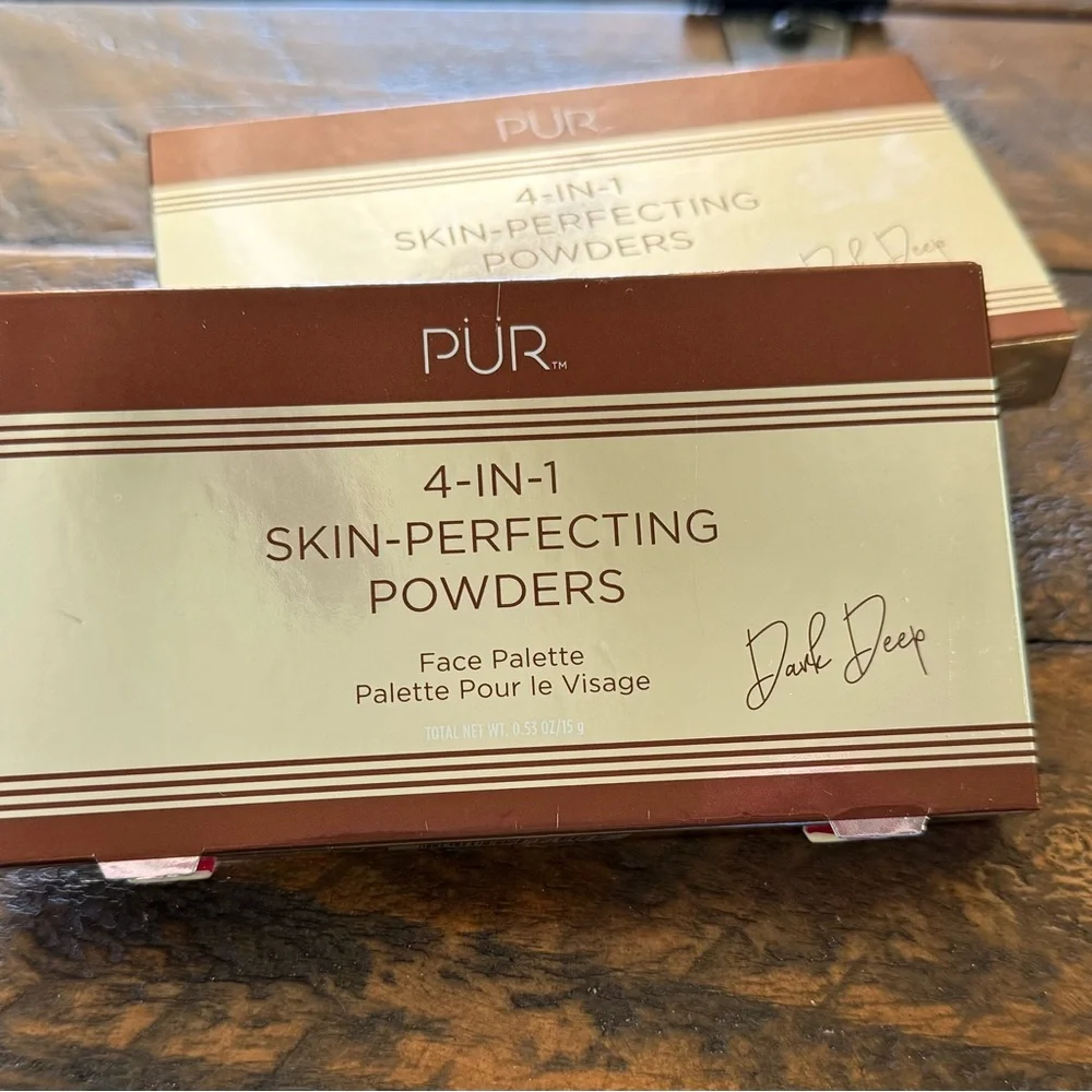 PUR 4-in-1 Skin-Perfecting Powders Face Palette